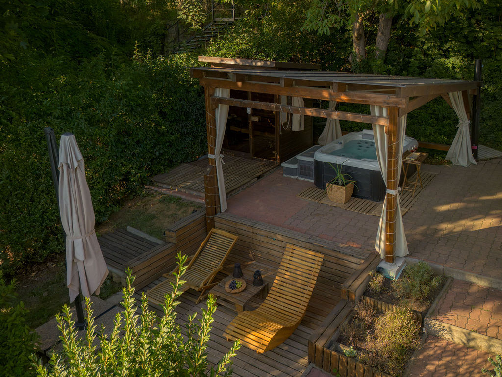 20250728_ViskoVendeghaz-14